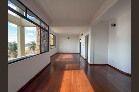 Apartamento à venda com 112m², 3 quartos e 1 vaga Apartamento à venda com 112m², 3 quartos e 1 vagaSala