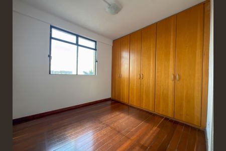 Apartamento à venda com 112m², 3 quartos e 1 vaga Apartamento à venda com 112m², 3 quartos e 1 vagaSala