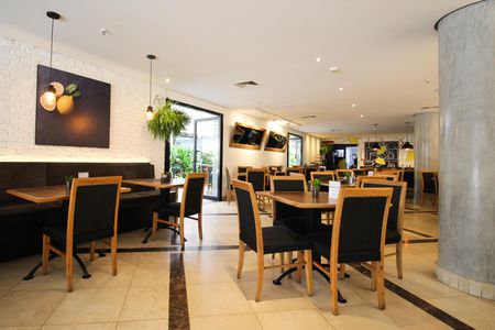 Apartamento para alugar com 26m², 1 quarto e sem vaga Apartamento para alugar com 26m², 1 quarto e sem vagaÁrea comum - Restaurante
