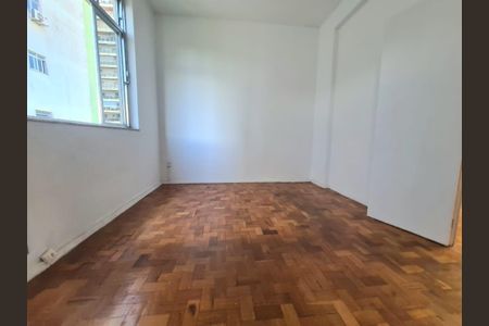 Apartamento à venda com 38m², 1 quarto e sem vaga