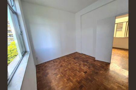 Apartamento à venda com 38m², 1 quarto e sem vaga