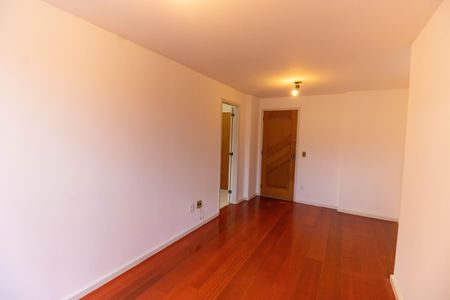 Sala de apartamento para alugar com 2 quartos, 78m² em Santa Rosa, Niterói