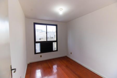 Quarto  de apartamento para alugar com 2 quartos, 78m² em Santa Rosa, Niterói