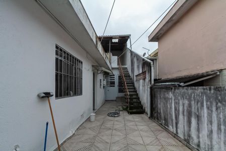 Casa à venda com 120m², 2 quartos e 3 vagas Casa à venda com 120m², 2 quartos e 3 vagasQuintal