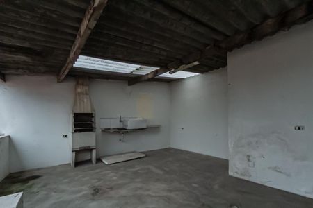 Casa à venda com 120m², 2 quartos e 3 vagas Casa à venda com 120m², 2 quartos e 3 vagasChurrasqueira