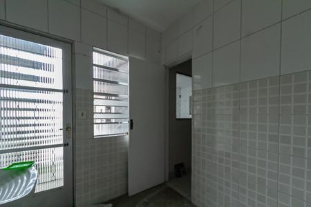 Casa à venda com 120m², 2 quartos e 3 vagas Casa à venda com 120m², 2 quartos e 3 vagasÁrea de Serviço