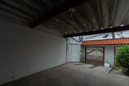 Casa à venda com 120m², 2 quartos e 3 vagas Casa à venda com 120m², 2 quartos e 3 vagasGaragem