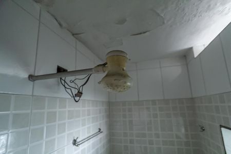 Casa à venda com 120m², 2 quartos e 3 vagas Casa à venda com 120m², 2 quartos e 3 vagasBanheiro da Suíte