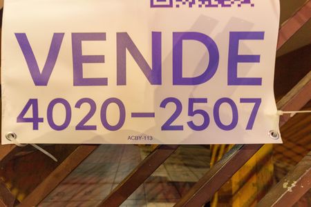 Casa à venda com 250m², 2 quartos e 2 vagasPlaca Instalada ACBY-113 / 29-05