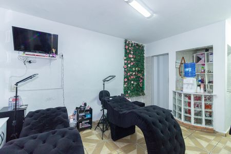 Casa à venda com 250m², 2 quartos e 2 vagasSalão