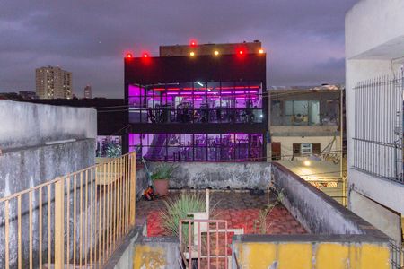 Casa à venda com 250m², 2 quartos e 2 vagasVista Quintal Frontal