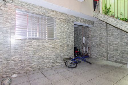 Casa à venda com 250m², 2 quartos e 2 vagasEntrada de Baixo