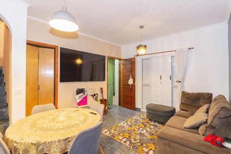 Sala de casa à venda com 2 quartos, 250m² em Vila Penteado, São Paulo