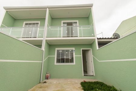 Casa à venda com 84m², 2 quartos e 2 vagas Casa à venda com 84m², 2 quartos e 2 vagasFachada