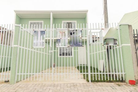 Casa à venda com 84m², 2 quartos e 2 vagas Casa à venda com 84m², 2 quartos e 2 vagasFachada