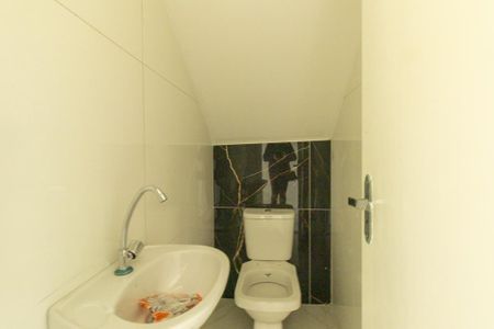 Casa à venda com 84m², 2 quartos e 2 vagas Casa à venda com 84m², 2 quartos e 2 vagasLavabo