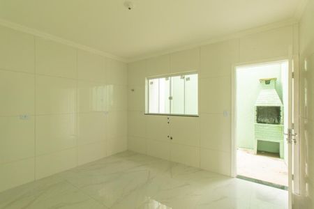 Casa à venda com 84m², 2 quartos e 2 vagas Casa à venda com 84m², 2 quartos e 2 vagasCozinha