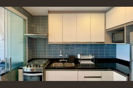 Apartamento para alugar com 89m², 2 quartos e 2 vagas Apartamento para alugar com 89m², 2 quartos e 2 vagasCozinha