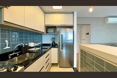 Apartamento para alugar com 89m², 2 quartos e 2 vagas Apartamento para alugar com 89m², 2 quartos e 2 vagasCozinha