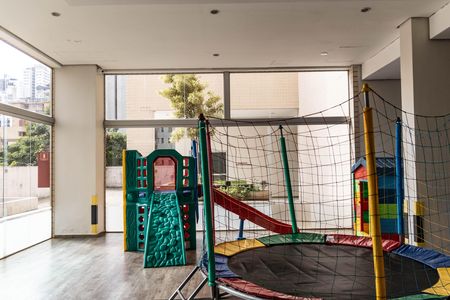 Apartamento para alugar com 80m², 3 quartos e 2 vagas Apartamento para alugar com 80m², 3 quartos e 2 vagasÁrea comum - Playground