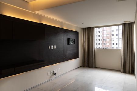 Apartamento para alugar com 80m², 3 quartos e 2 vagas Apartamento para alugar com 80m², 3 quartos e 2 vagasSala