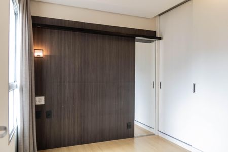 Apartamento para alugar com 80m², 3 quartos e 2 vagas Apartamento para alugar com 80m², 3 quartos e 2 vagasSuíte
