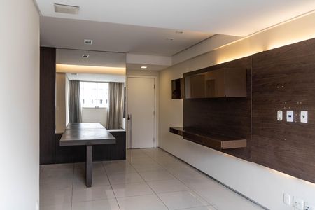 Apartamento para alugar com 80m², 3 quartos e 2 vagas Apartamento para alugar com 80m², 3 quartos e 2 vagasSala