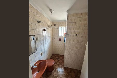 Casa à venda com 125m², 4 quartos e 2 vagas Casa à venda com 125m², 4 quartos e 2 vagasBanheiro
