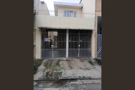 Casa à venda com 125m², 4 quartos e 2 vagas Casa à venda com 125m², 4 quartos e 2 vagasFachada