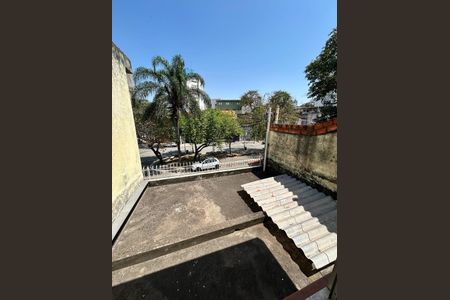Casa à venda com 125m², 4 quartos e 2 vagas Casa à venda com 125m², 4 quartos e 2 vagasÁrea externa