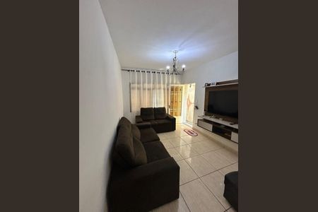 Sala de casa à venda com 4 quartos, 125m² em Jardim Santa Maria, São Paulo