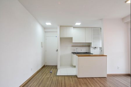 Sala de apartamento para alugar com 2 quartos, 58m² em Utinga, Santo André