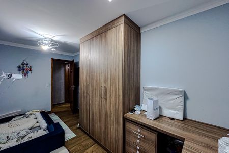 Casa à venda com 340m², 3 quartos e 3 vagas Casa à venda com 340m², 3 quartos e 3 vagasQuarto 2 - Suíte