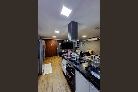 Casa à venda com 340m², 3 quartos e 3 vagas Casa à venda com 340m², 3 quartos e 3 vagasCozinha