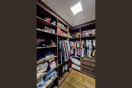 Casa à venda com 340m², 3 quartos e 3 vagas Casa à venda com 340m², 3 quartos e 3 vagasQuarto 3 - Suíte