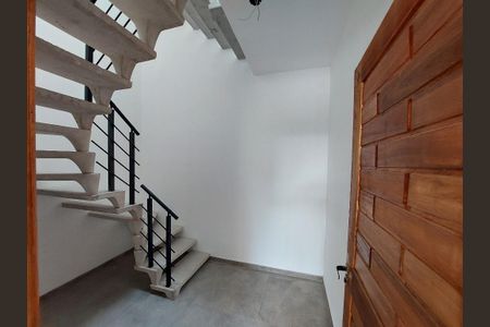 Foto 02 de casa à venda com 3 quartos, 120m² em Butantã, São Paulo