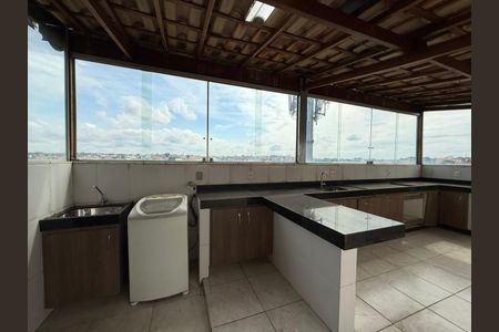 Apartamento à venda com 110m², 2 quartos e 2 vagas Apartamento à venda com 110m², 2 quartos e 2 vagasCobertura