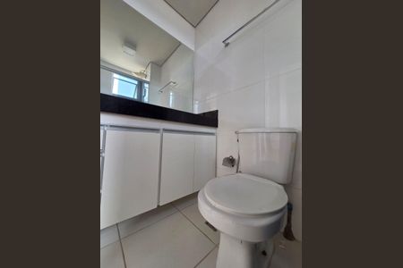 Apartamento à venda com 110m², 2 quartos e 2 vagas Apartamento à venda com 110m², 2 quartos e 2 vagasBanheiro da Suíte