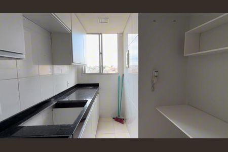 Apartamento à venda com 110m², 2 quartos e 2 vagas Apartamento à venda com 110m², 2 quartos e 2 vagasCozinha