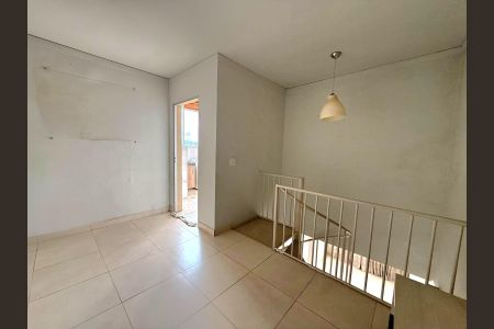Apartamento à venda com 110m², 2 quartos e 2 vagas Apartamento à venda com 110m², 2 quartos e 2 vagasSala de TV andar superior