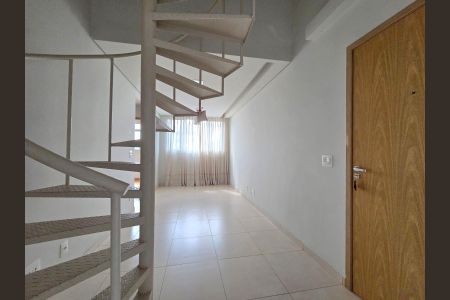 Apartamento à venda com 110m², 2 quartos e 2 vagas Apartamento à venda com 110m², 2 quartos e 2 vagasSala