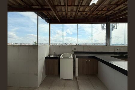 Apartamento à venda com 110m², 2 quartos e 2 vagas Apartamento à venda com 110m², 2 quartos e 2 vagasCobertura