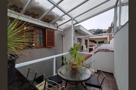 Casa à venda com 267m², 3 quartos e 5 vagas Casa à venda com 267m², 3 quartos e 5 vagasÁrea gourmet
