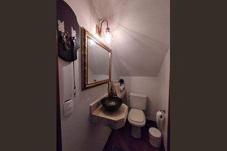 Casa à venda com 267m², 3 quartos e 5 vagas Casa à venda com 267m², 3 quartos e 5 vagasLavabo