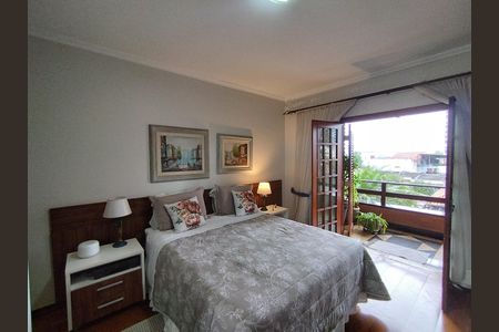 Casa à venda com 267m², 3 quartos e 5 vagas Casa à venda com 267m², 3 quartos e 5 vagasSuíte