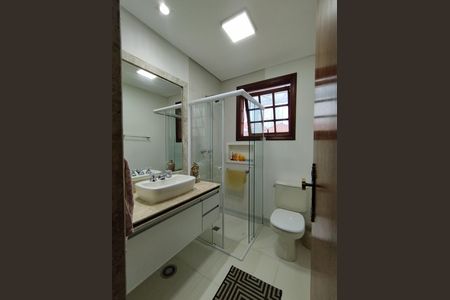 Casa à venda com 267m², 3 quartos e 5 vagas Casa à venda com 267m², 3 quartos e 5 vagasBanheiro - torneira