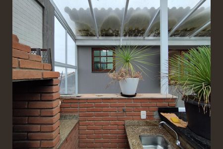 Casa à venda com 267m², 3 quartos e 5 vagas Casa à venda com 267m², 3 quartos e 5 vagasÁrea gourmet