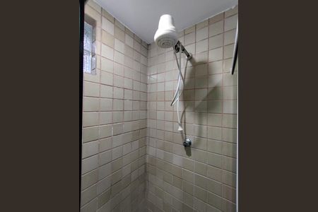 Casa à venda com 267m², 3 quartos e 5 vagas Casa à venda com 267m², 3 quartos e 5 vagasBanheiro - torneira