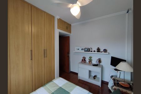 Casa à venda com 267m², 3 quartos e 5 vagas Casa à venda com 267m², 3 quartos e 5 vagasQuarto 2