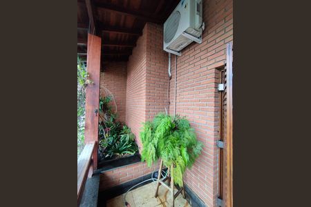 Casa à venda com 267m², 3 quartos e 5 vagas Casa à venda com 267m², 3 quartos e 5 vagasVaranda da Suíte
